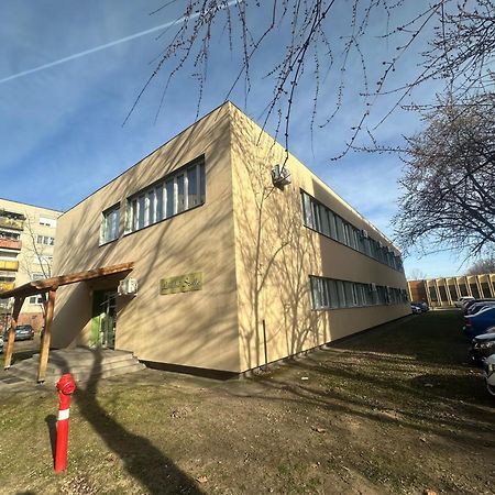 Lanchid Szallo Kecskemet Bagian luar foto