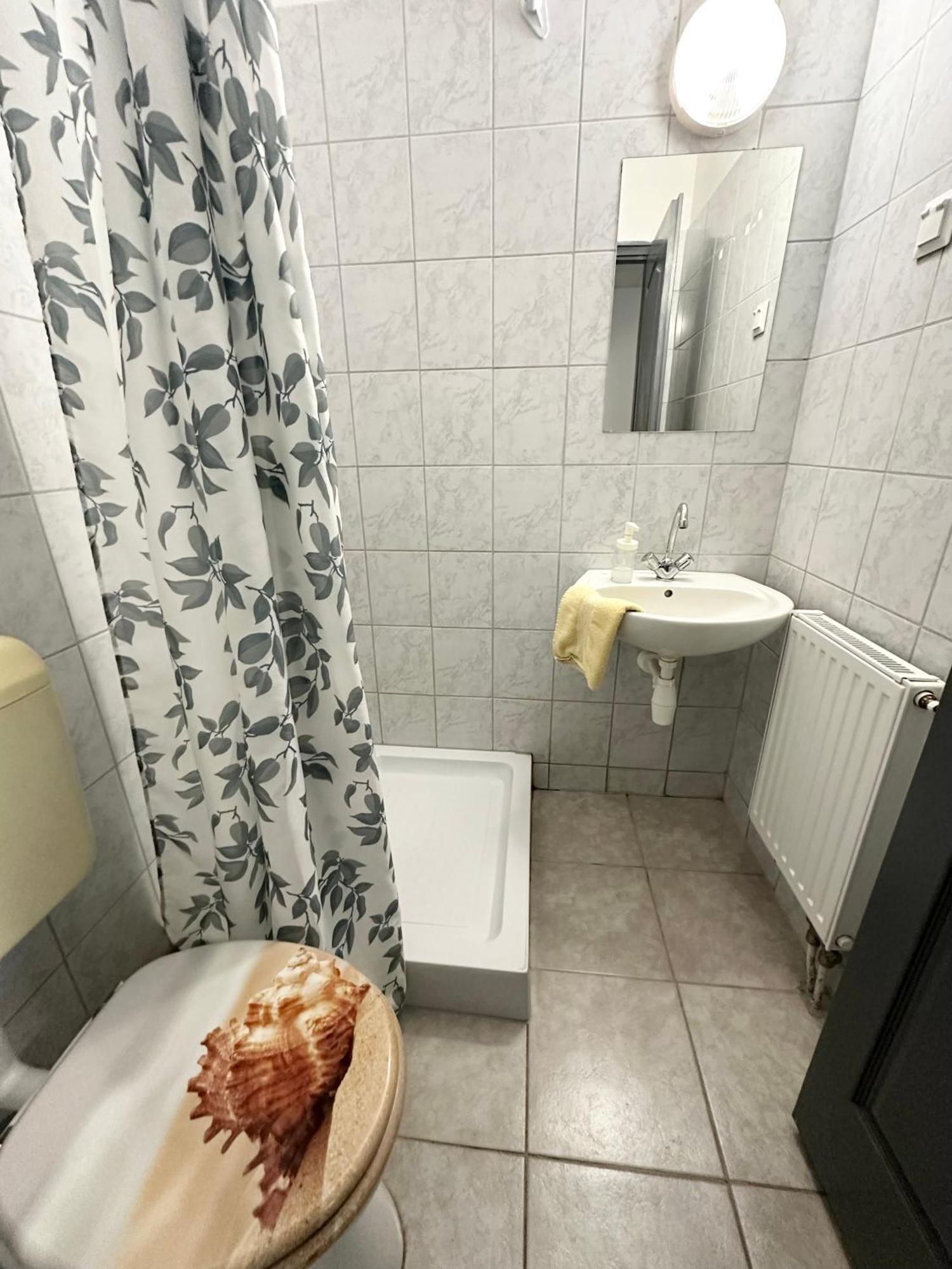 Lanchid Szallo Kecskemet Bagian luar foto